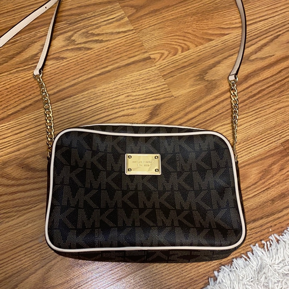 Michael Kors purse